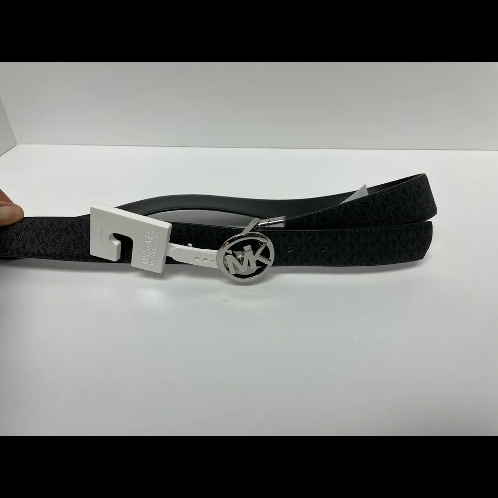 Michael Kors belt - Picture 3 of 3